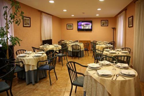 Hotel La Paz Jaca Eksteriør bilde