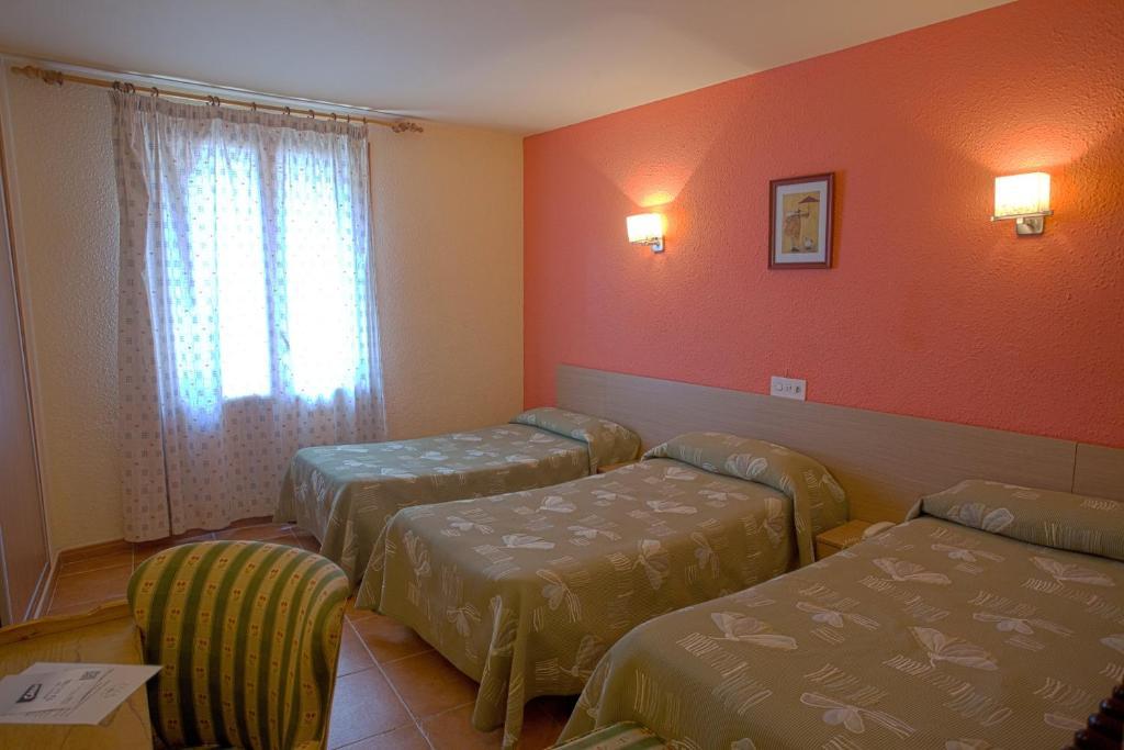 Hotel La Paz Jaca Eksteriør bilde
